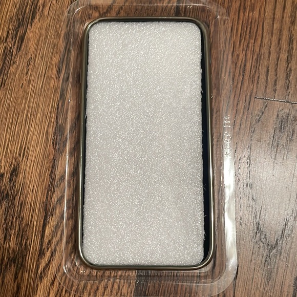 🩵iPhone Case🩵 - Picture 4 of 4